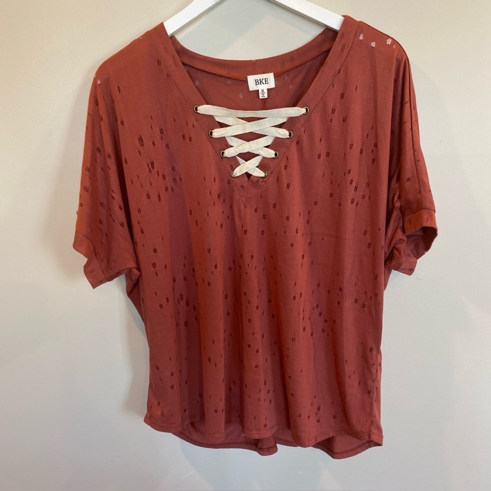 BKE Lace Up Burnout T shirt Brick Red Medium Oversized